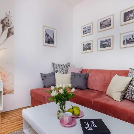 Apartment In Charles Bridge 1km By Michal&friends